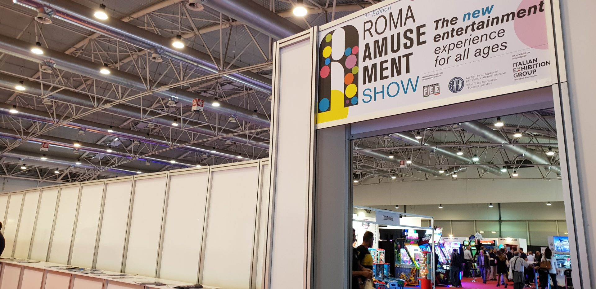 enada roma amusement show