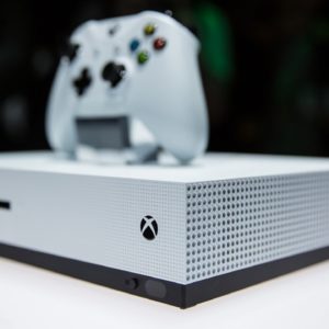 Xbox One S