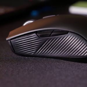 ROG Strix Carry: