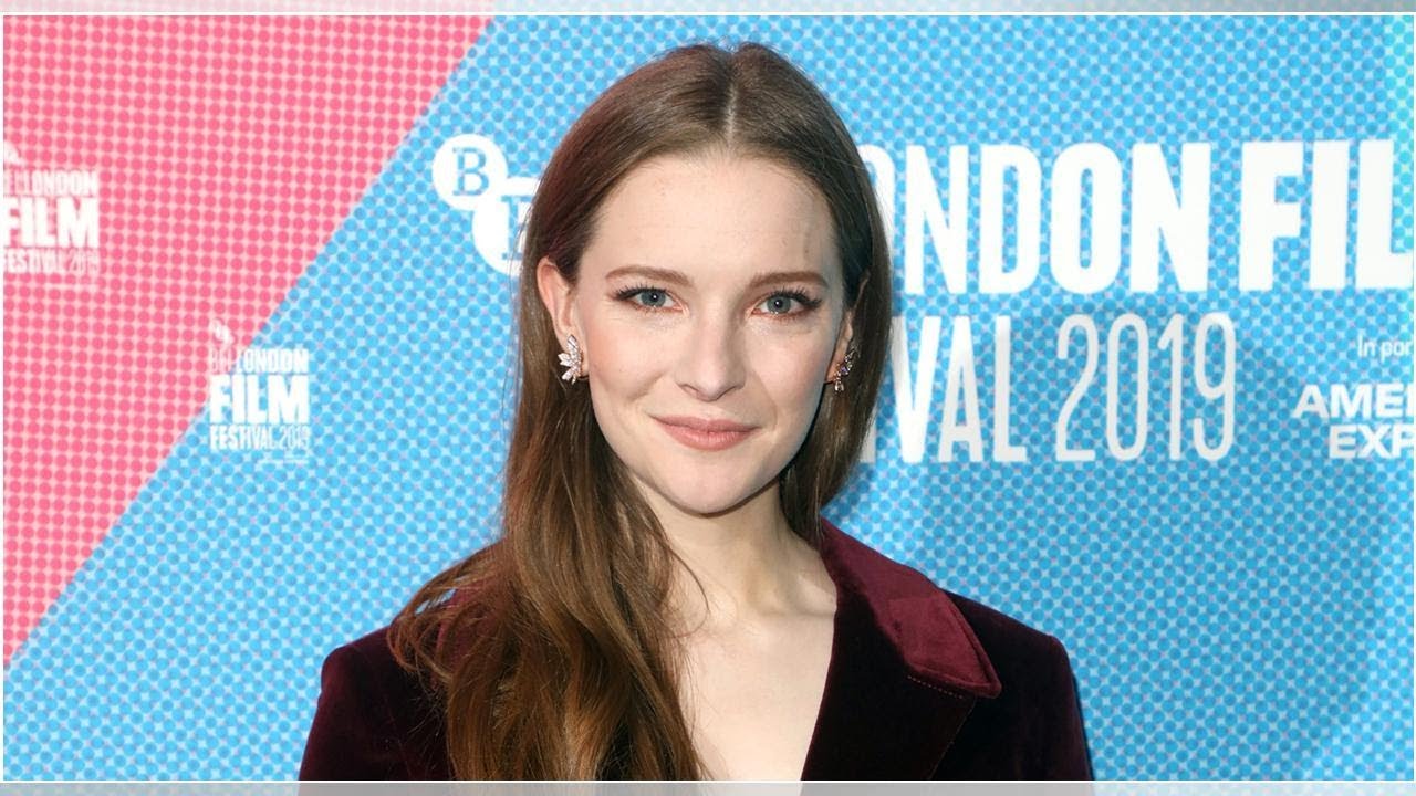 Morfydd Clark