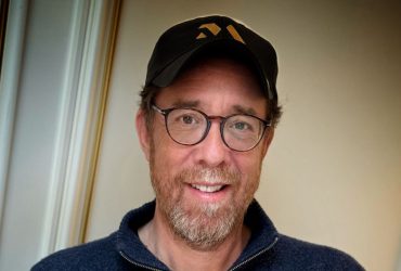 Rob Minkoff cartoons on the bay